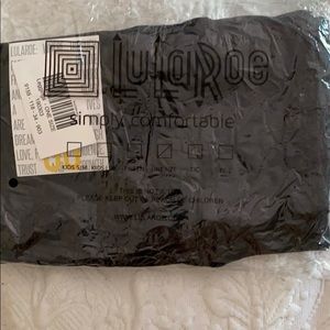 Brand new OS black LuLaRoe leggings